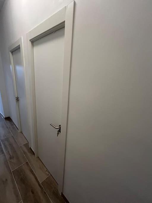 Apartamento Recien Reformado Con 5 Habitaciones Y 3 Banos Madrid Extérieur photo